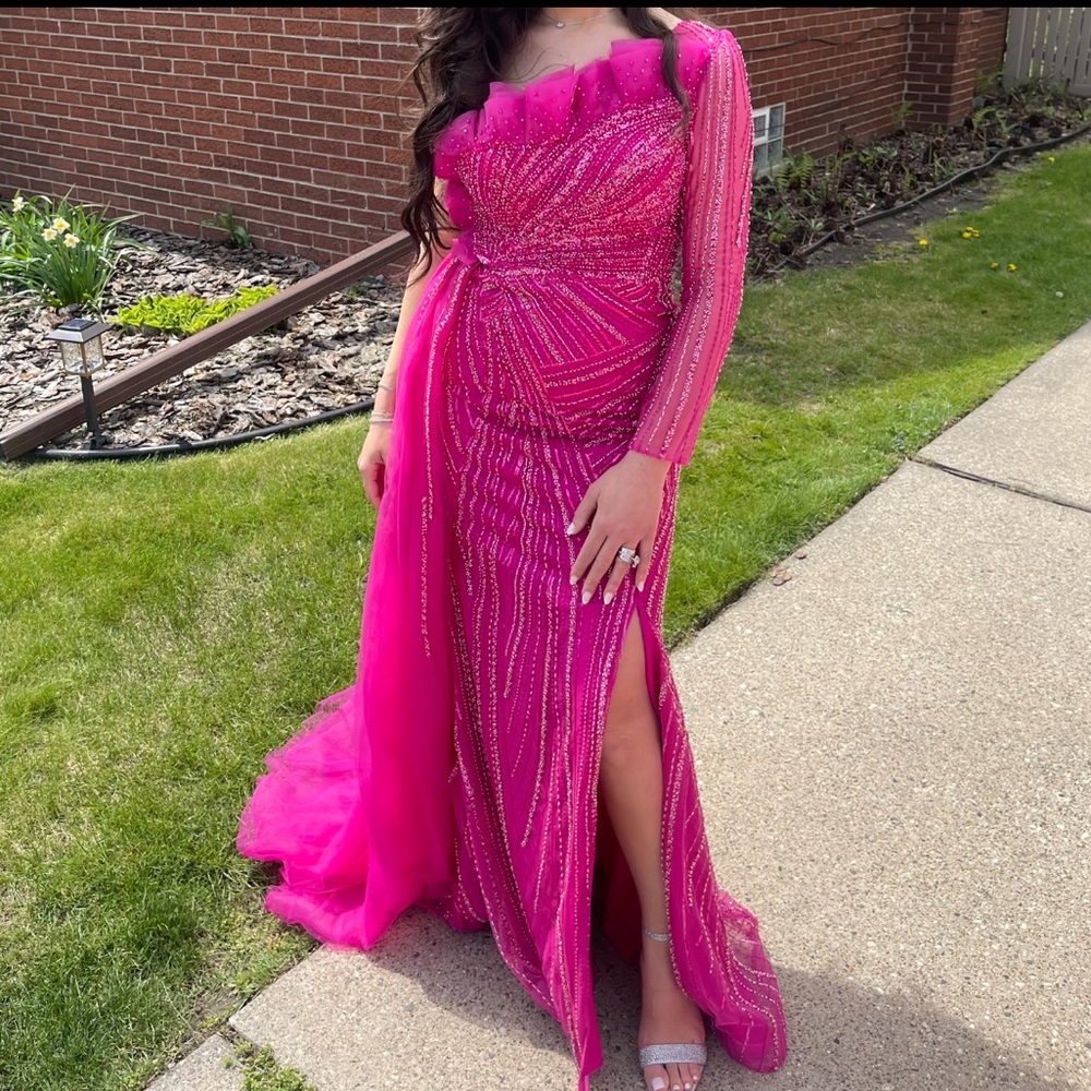 Catwalk connection pink one shoulder dress
